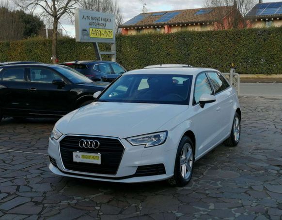 Audi A3 35 TDI S tronic Business 110 kW image number 1