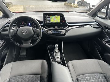 Car image 10