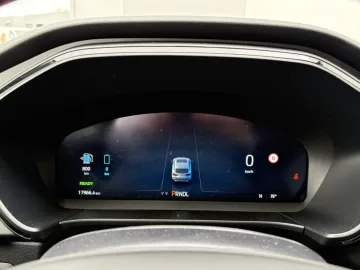 Car image 31