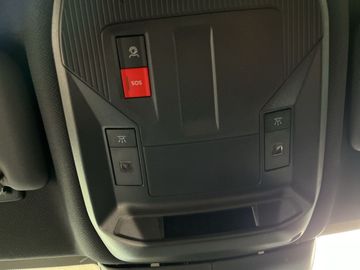 Car image 36