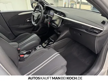 Car image 32