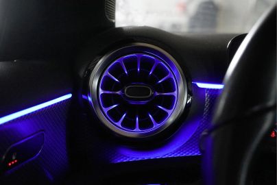 Car image 39