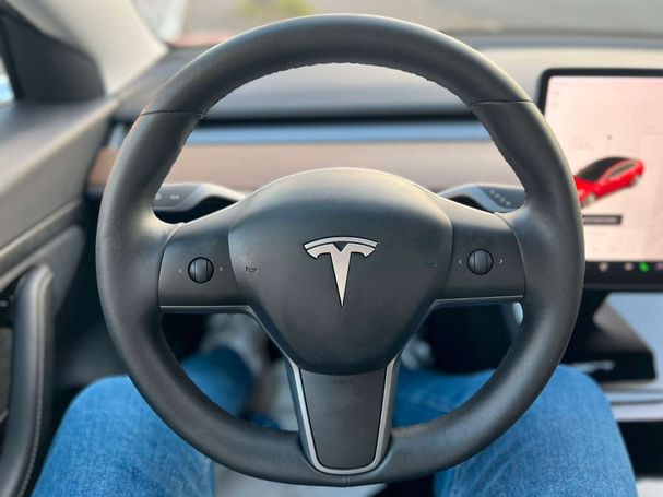 Tesla Model 3 Plus 239 kW image number 14