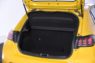 Car image 31