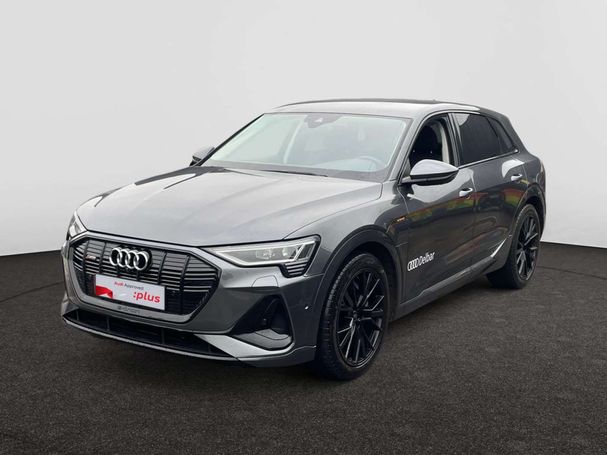 Audi e-tron 55 quattro S-line 300 kW image number 1