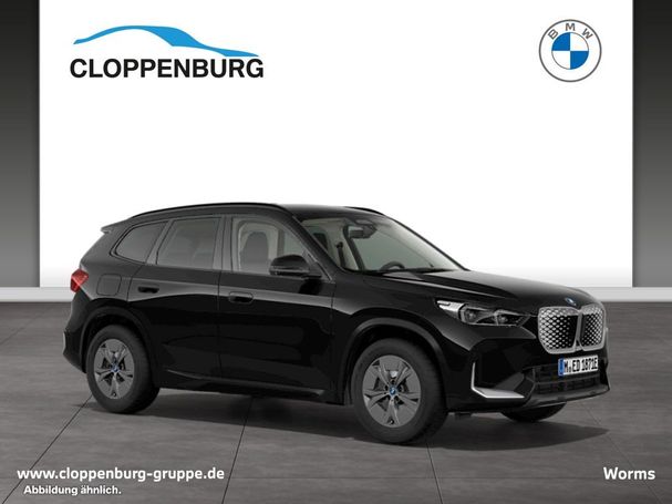 BMW iX1 eDrive20 150 kW image number 9