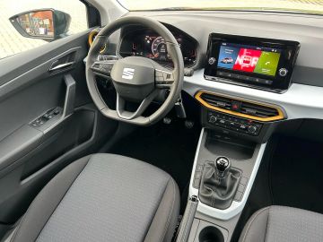 Car image 3