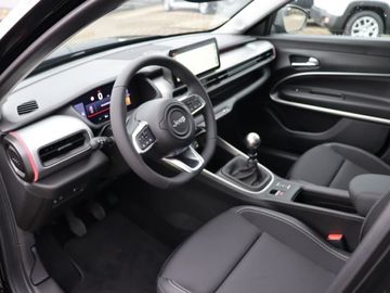 Car image 11