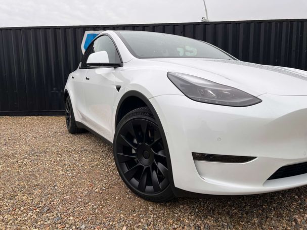 Tesla Model Y Long Range AWD Dual Motor 378 kW image number 3