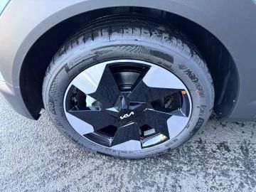 Car image 41