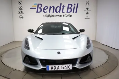 Car image 3