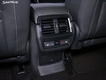 Car image 39