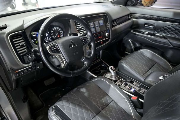 Mitsubishi Outlander 147 kW image number 6