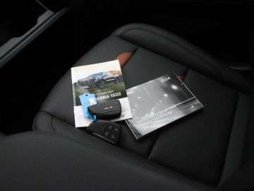 Car image 32