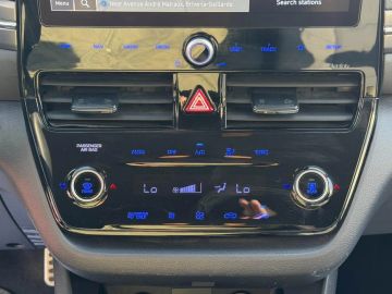 Car image 35