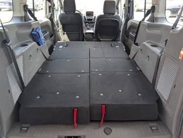 Car image 39
