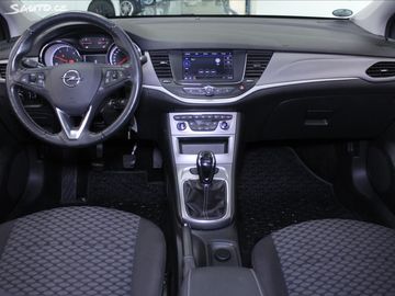 Car image 8