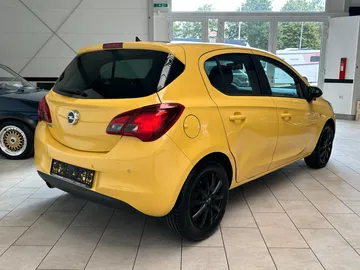 Car image 31