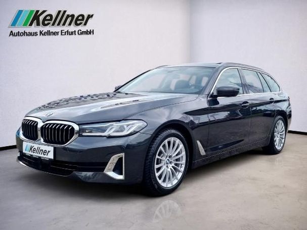 BMW 520d xDrive Luxury 140 kW image number 1