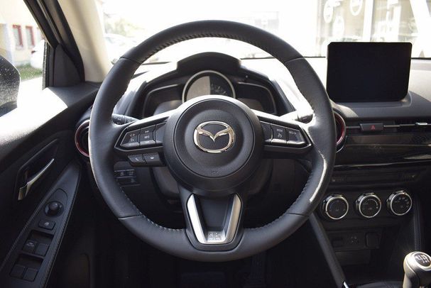 Mazda 2 90 66 kW image number 16