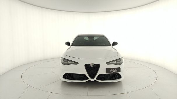 Alfa Romeo Giulia 2.2 Veloce 154 kW image number 2