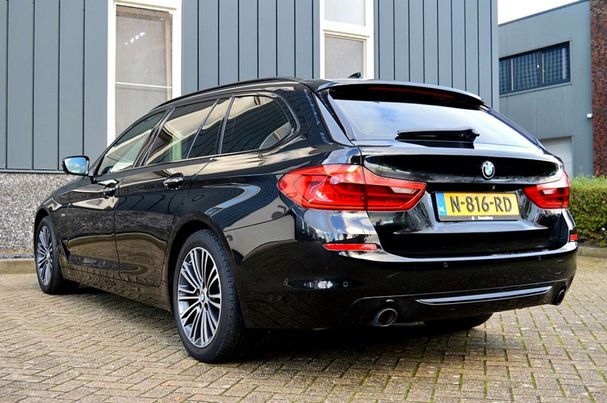 BMW 520i Touring 135 kW image number 4