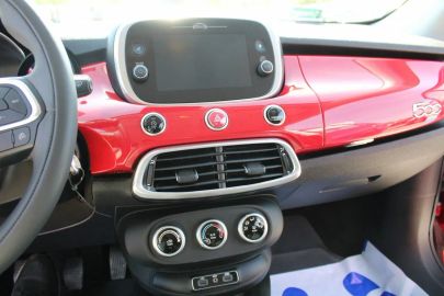 Car image 29