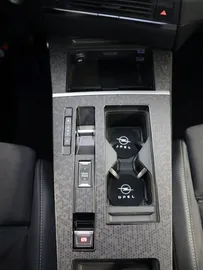 Car image 28