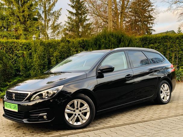 Peugeot 308 SW BlueHDi 130 Allure 96 kW image number 2