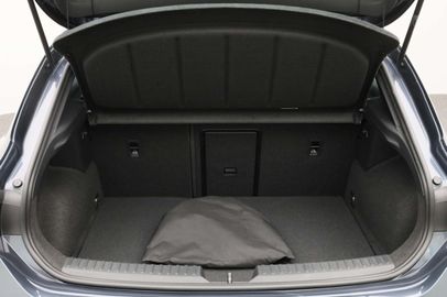 Car image 41