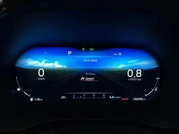 Car image 27