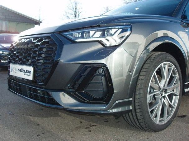 Audi Q3 35 TFSI S-line Sportback 110 kW image number 9