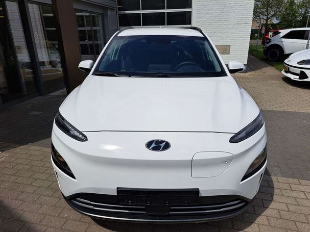 Hyundai Kona 64 kWh 150 kW image number 4