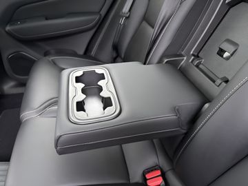 Car image 47