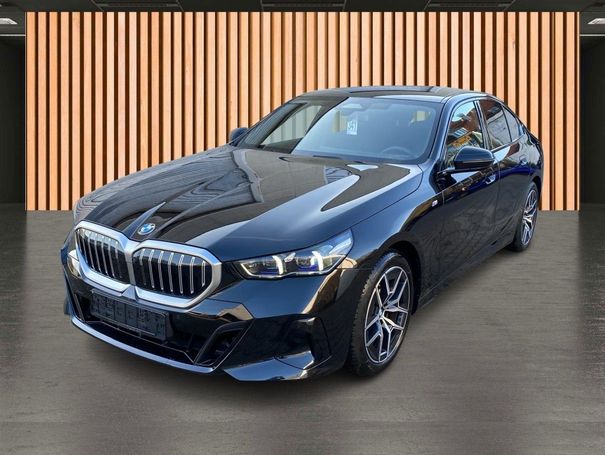 BMW 520i 140 kW image number 1