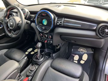 Car image 23