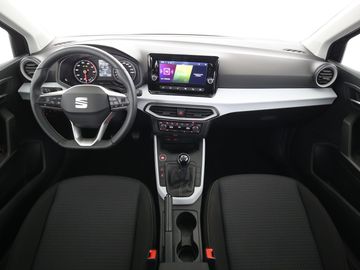 Car image 11