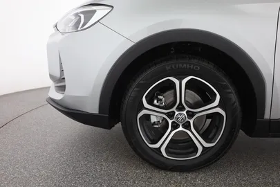 Car image 29