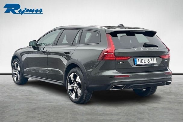 Volvo V60 Cross Country B4 AWD 146 kW image number 23