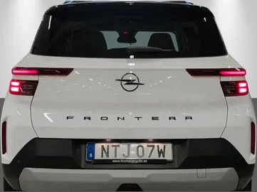 Car image 23