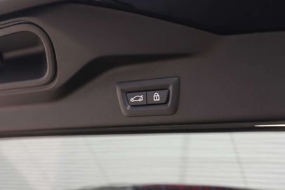 Car image 41