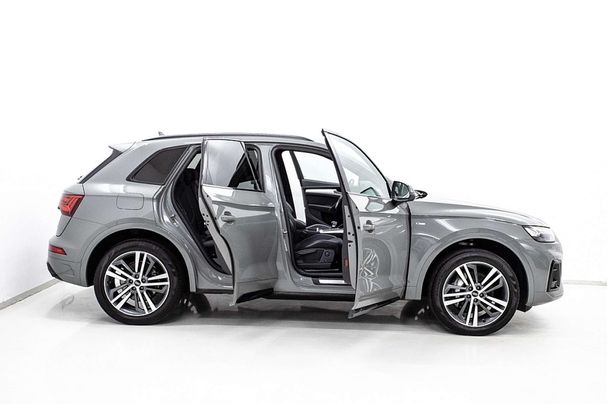 Audi Q5 50 TFSIe quattro S-line PHEV 220 kW image number 7