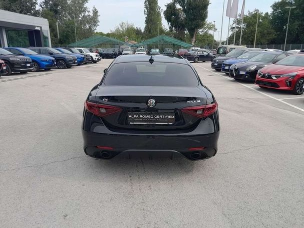 Alfa Romeo Giulia 2.0 Turbo Veloce 206 kW image number 6