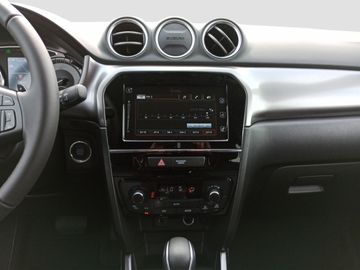 Car image 15