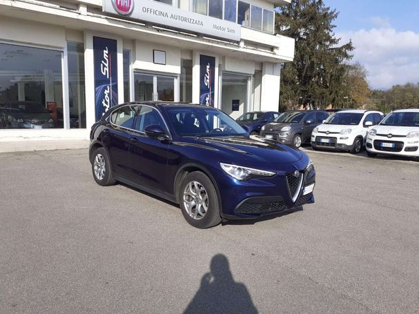 Alfa Romeo Stelvio 2.2 AT8 Business 118 kW image number 2