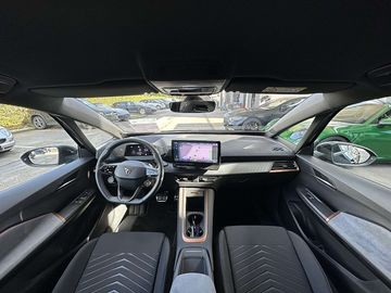 Car image 36