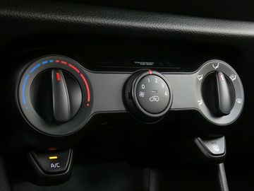 Car image 37