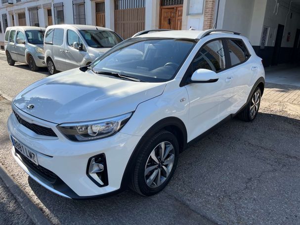 Kia Stonic 1.0 T-GDi 100 74 kW image number 1