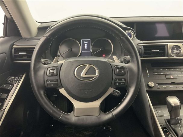 Lexus IS 300 H 164 kW image number 9