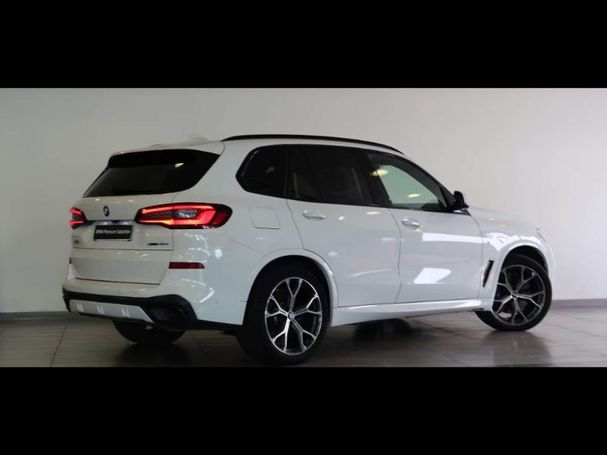 BMW X5 xDrive 213 kW image number 3